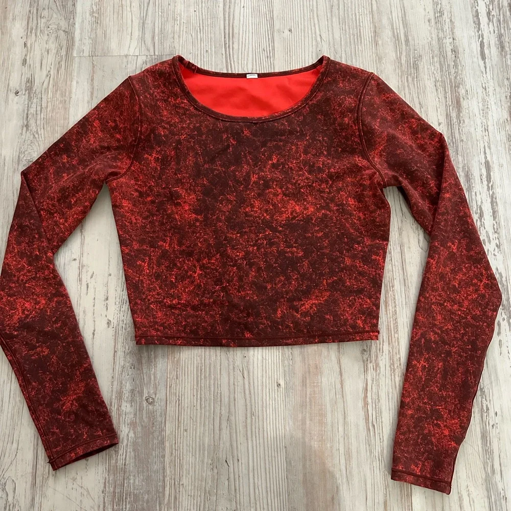 Lululemon Long Sleeve Top - Picture 2 of 9